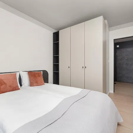 Nad Brzegiem Rzeki 2 Sypialnie Parking By Renters Prestige Appartement Wrocław