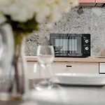 Nad Brzegiem Rzeki 2 Sypialnie Parking By Renters Prestige 브로츠와프