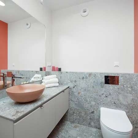 شقة Nad Brzegiem Rzeki 2 Sypialnie Parking By Renters Prestige *
